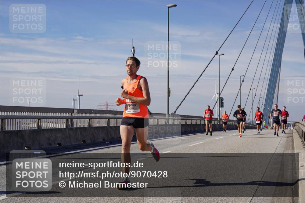 03.10.2025 - Köhlbrandbrückenlauf Michael Burmester http://msf.ph/oto/9070428 03.10.2025 12:34:28 Position 2 4019 meine-sportfotos.de