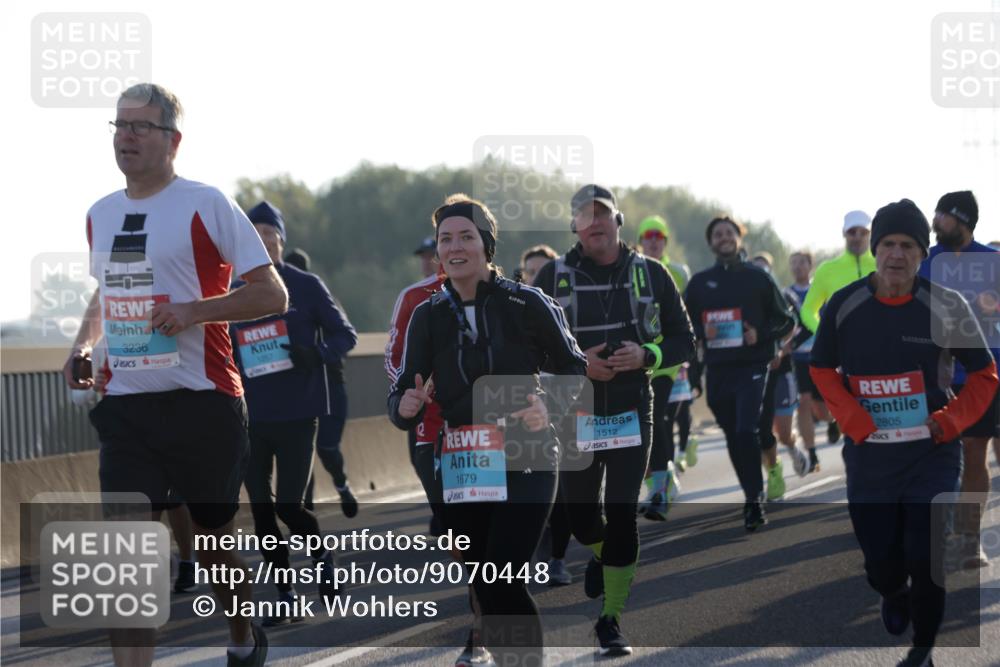 03.10.2025 - Köhlbrandbrückenlauf Jannik Wohlers http://msf.ph/oto/9070448 03.10.2025 09:17:33 Position 3 3236, 1257, 1679, 1512, 2805 meine-sportfotos.de