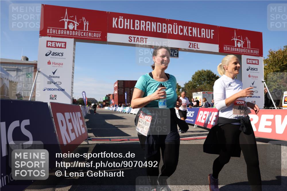 03.10.2025 - Köhlbrandbrückenlauf Lena Gebhardt http://msf.ph/oto/9070492 03.10.2025 13:35:43 Ziel 5517, 5539, 5680, 6079, 6396, 6508 meine-sportfotos.de