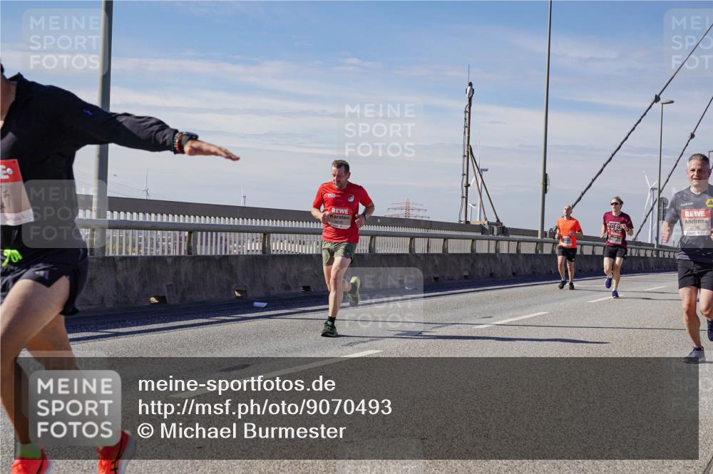 03.10.2025 - Köhlbrandbrückenlauf Michael Burmester http://msf.ph/oto/9070493 03.10.2025 12:34:33 Position 2 1019, 5786 meine-sportfotos.de