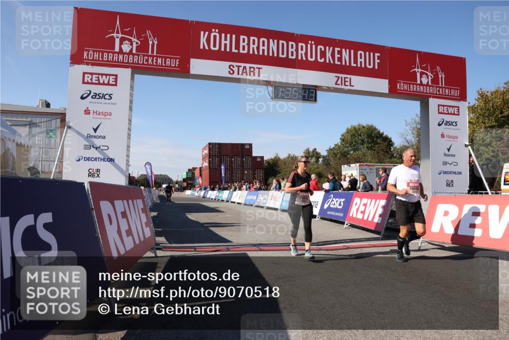 03.10.2025 - Köhlbrandbrückenlauf Lena Gebhardt http://msf.ph/oto/9070518 03.10.2025 13:35:44 Ziel 5539, 5680, 6079, 6396, 6508 meine-sportfotos.de