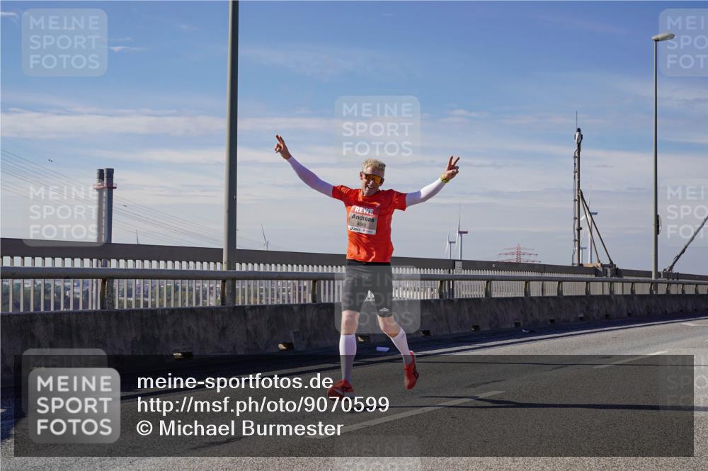 03.10.2025 - Köhlbrandbrückenlauf Michael Burmester http://msf.ph/oto/9070599 03.10.2025 12:34:47 Position 2 4040 meine-sportfotos.de