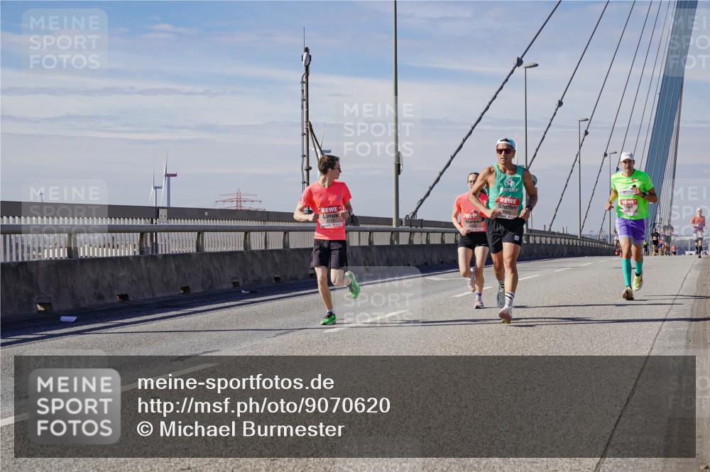 03.10.2025 - Köhlbrandbrückenlauf Michael Burmester http://msf.ph/oto/9070620 03.10.2025 12:34:52 Position 2  meine-sportfotos.de
