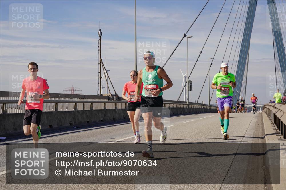 03.10.2025 - Köhlbrandbrückenlauf Michael Burmester http://msf.ph/oto/9070634 03.10.2025 12:34:53 Position 2 5710 meine-sportfotos.de