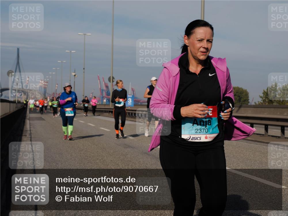 03.10.2025 - Köhlbrandbrückenlauf Fabian Wolf http://msf.ph/oto/9070667 03.10.2025 10:12:38 Position 3 2370 meine-sportfotos.de