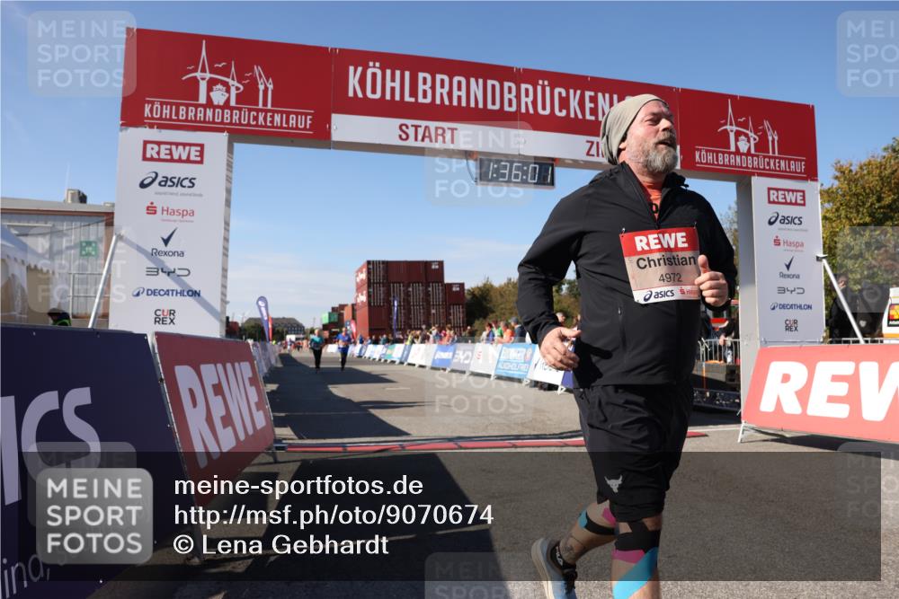 03.10.2025 - Köhlbrandbrückenlauf Lena Gebhardt http://msf.ph/oto/9070674 03.10.2025 13:36:02 Ziel 4972, 5158, 6292, 6670 meine-sportfotos.de