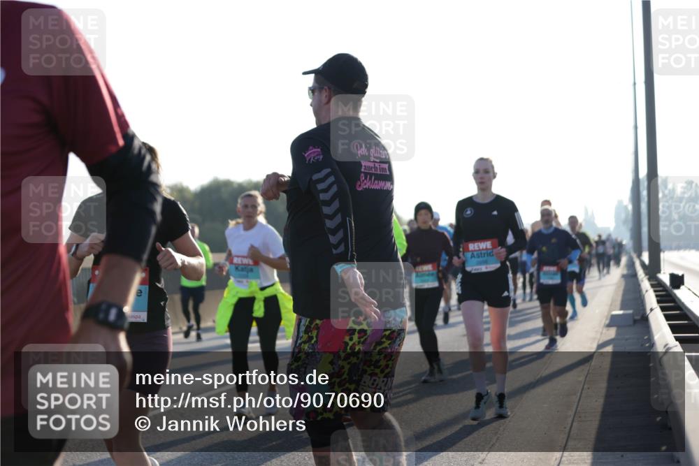 03.10.2025 - Köhlbrandbrückenlauf Jannik Wohlers http://msf.ph/oto/9070690 03.10.2025 09:17:39 Position 3  meine-sportfotos.de