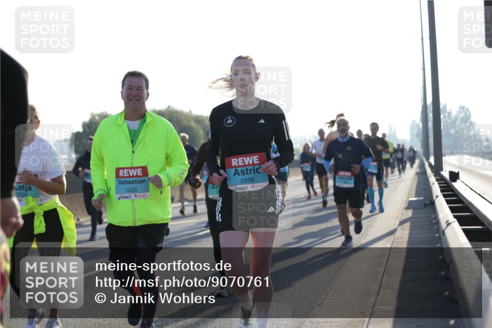 03.10.2025 - Köhlbrandbrückenlauf Jannik Wohlers http://msf.ph/oto/9070761 03.10.2025 09:17:40 Position 3 1228, 1220, 2698 meine-sportfotos.de
