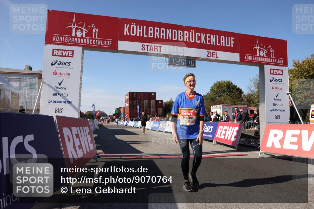 03.10.2025 - Köhlbrandbrückenlauf Lena Gebhardt http://msf.ph/oto/9070764 03.10.2025 13:36:11 Ziel 5045, 5158, 6670 meine-sportfotos.de