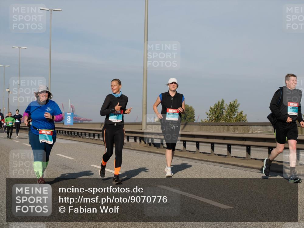 03.10.2025 - Köhlbrandbrückenlauf Fabian Wolf http://msf.ph/oto/9070776 03.10.2025 10:12:41 Position 3 2550, 2553, 2348 meine-sportfotos.de
