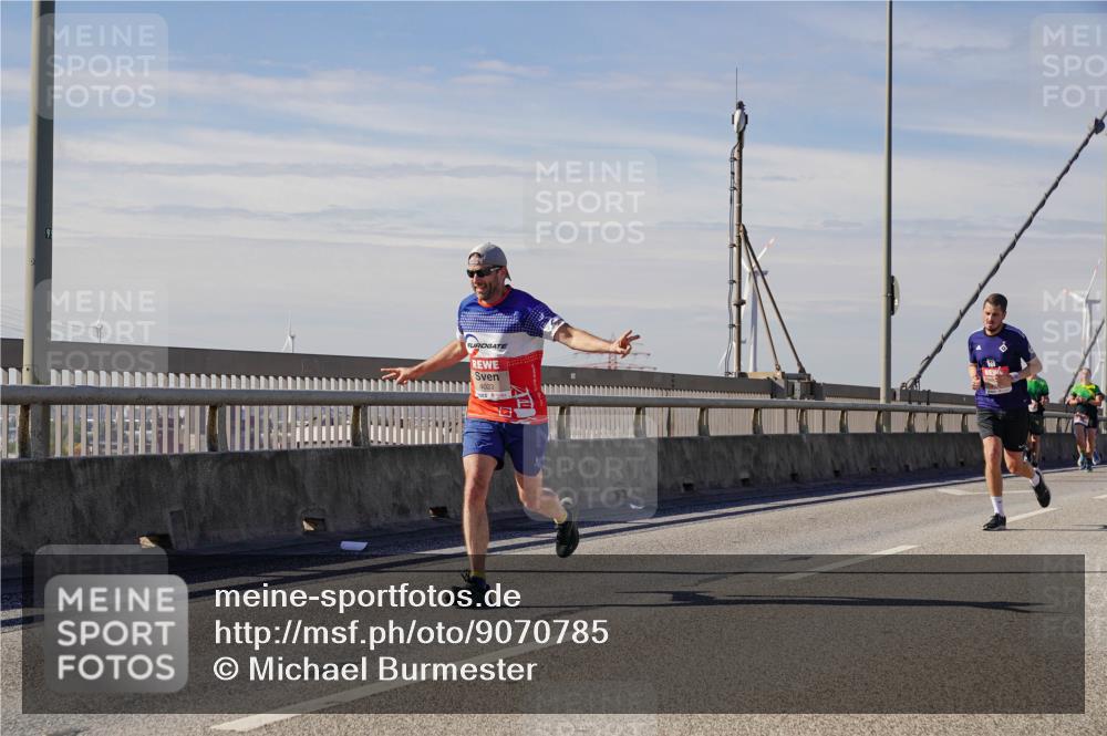 03.10.2025 - Köhlbrandbrückenlauf Michael Burmester http://msf.ph/oto/9070785 03.10.2025 12:35:15 Position 2  meine-sportfotos.de