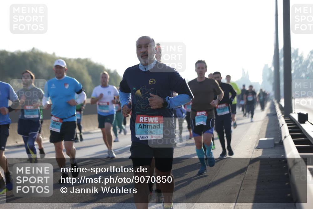 03.10.2025 - Köhlbrandbrückenlauf Jannik Wohlers http://msf.ph/oto/9070850 03.10.2025 09:17:42 Position 3 1296 meine-sportfotos.de