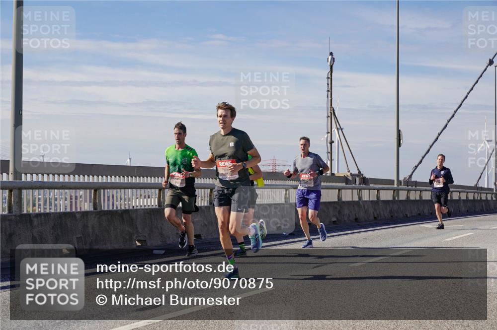 03.10.2025 - Köhlbrandbrückenlauf Michael Burmester http://msf.ph/oto/9070875 03.10.2025 12:35:22 Position 2  meine-sportfotos.de