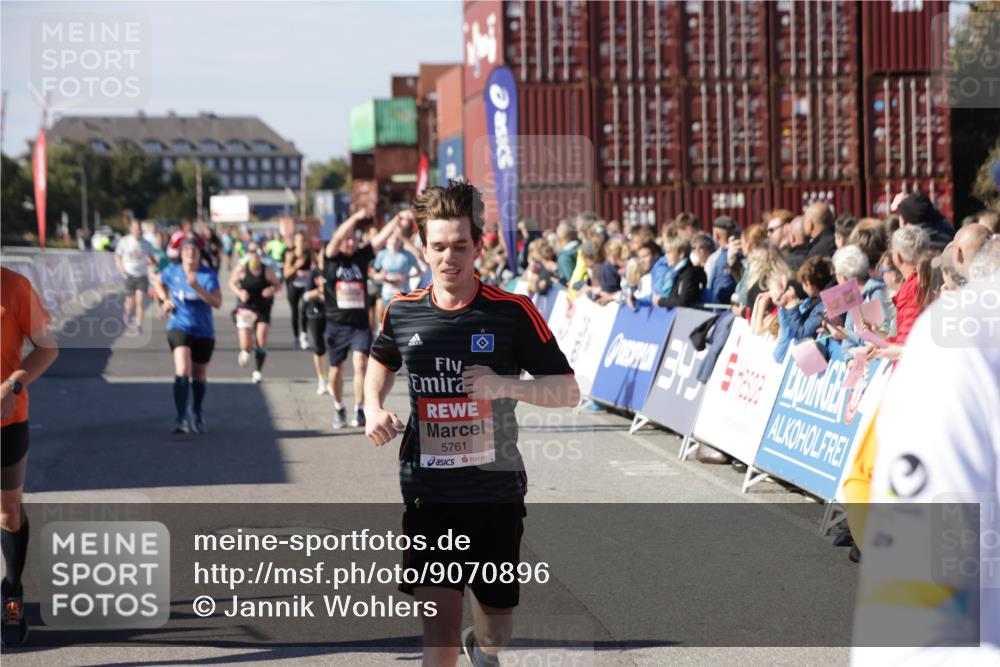 03.10.2025 - Köhlbrandbrückenlauf Jannik Wohlers http://msf.ph/oto/9070896 03.10.2025 13:14:51 Ziel 4202, 4224, 4406, 4533, 4869, 4890, 5054, 5525, 5535, 5682, 5686, 5711, 5760, 5761, 5814, 6017, 6293, 6316, 6344, 6448, 6815 meine-sportfotos.de