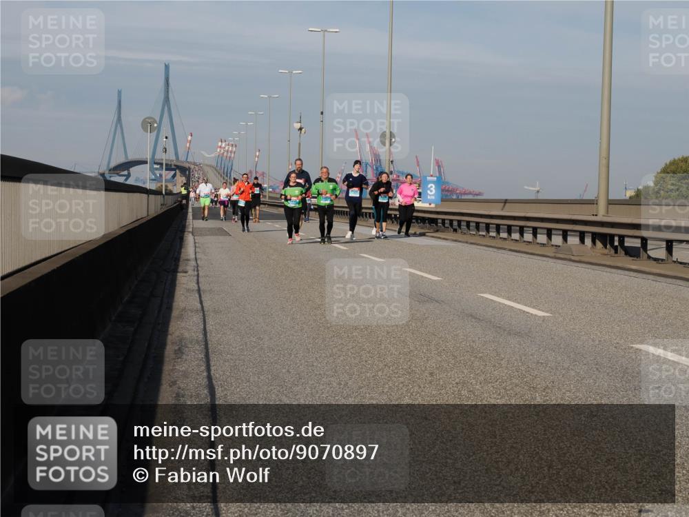 03.10.2025 - Köhlbrandbrückenlauf Fabian Wolf http://msf.ph/oto/9070897 03.10.2025 10:12:45 Position 3  meine-sportfotos.de