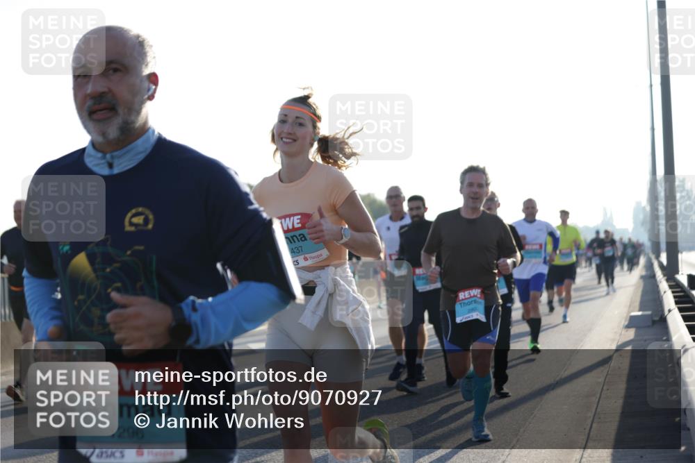 03.10.2025 - Köhlbrandbrückenlauf Jannik Wohlers http://msf.ph/oto/9070927 03.10.2025 09:17:43 Position 3 1296, 437 meine-sportfotos.de