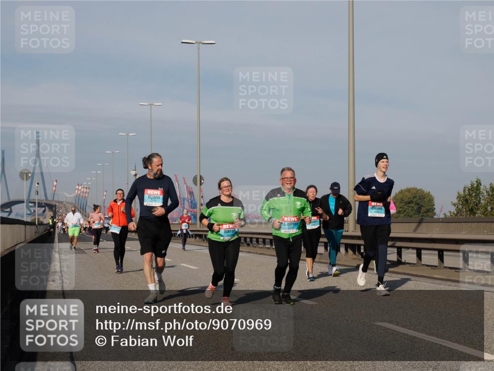 03.10.2025 - Köhlbrandbrückenlauf Fabian Wolf http://msf.ph/oto/9070969 03.10.2025 10:12:54 Position 3  meine-sportfotos.de
