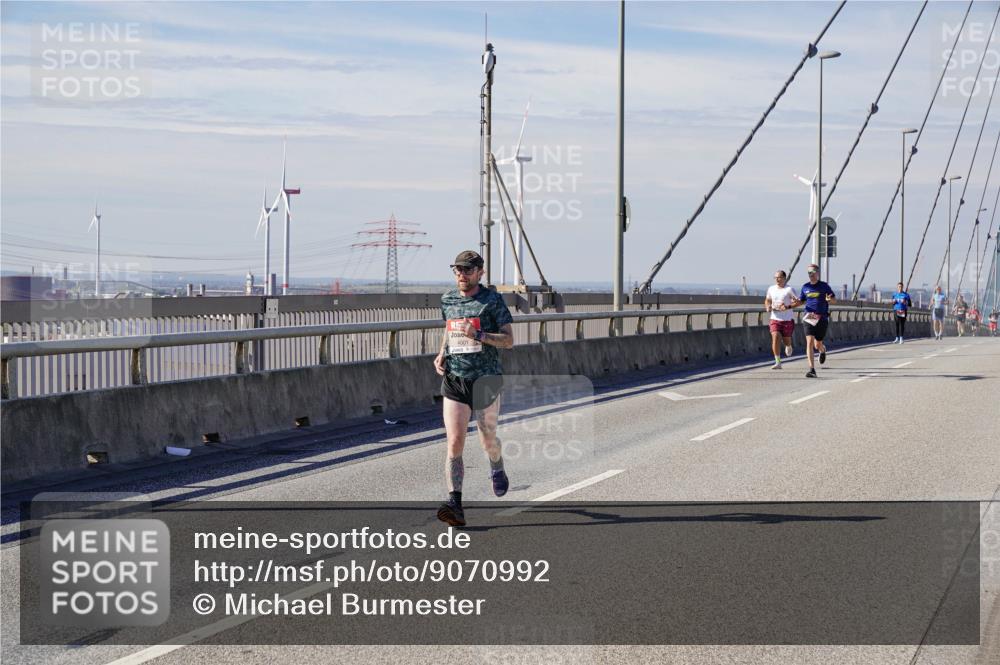 03.10.2025 - Köhlbrandbrückenlauf Michael Burmester http://msf.ph/oto/9070992 03.10.2025 12:35:39 Position 2 4001 meine-sportfotos.de