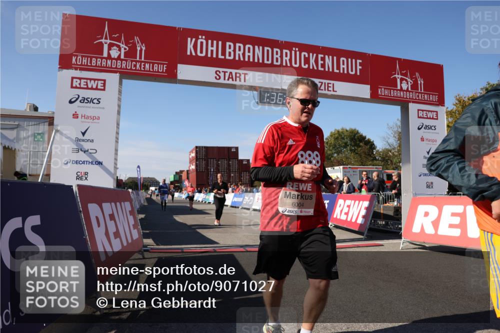 03.10.2025 - Köhlbrandbrückenlauf Lena Gebhardt http://msf.ph/oto/9071027 03.10.2025 13:36:31 Ziel 4735, 5199, 5278, 6003, 6004 meine-sportfotos.de