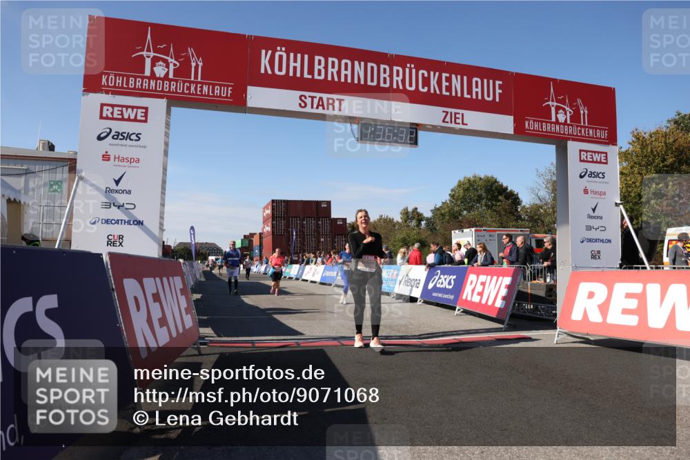 03.10.2025 - Köhlbrandbrückenlauf Lena Gebhardt http://msf.ph/oto/9071068 03.10.2025 13:36:33 Ziel 4735, 5199, 5278, 5585, 6003, 6004, 6023, 6825 meine-sportfotos.de
