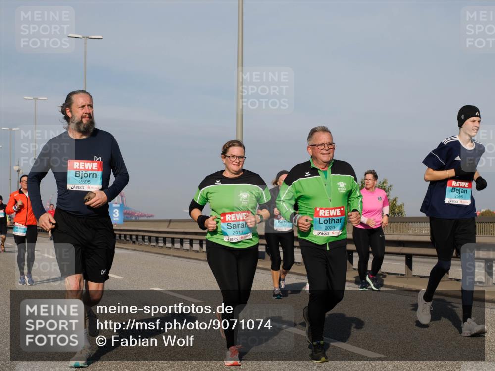 03.10.2025 - Köhlbrandbrückenlauf Fabian Wolf http://msf.ph/oto/9071074 03.10.2025 10:12:56 Position 3 2595, 3, 2011, 2397, 2020, 2596 meine-sportfotos.de