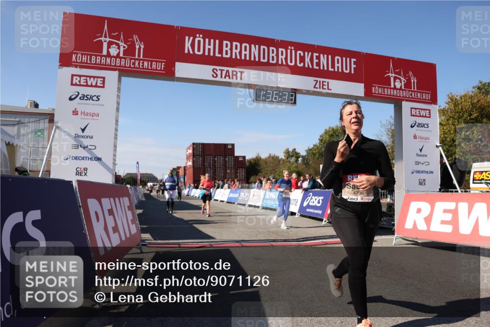 03.10.2025 - Köhlbrandbrückenlauf Lena Gebhardt http://msf.ph/oto/9071126 03.10.2025 13:36:34 Ziel 4735, 5199, 5278, 5585, 6003, 6004, 6023, 6825 meine-sportfotos.de