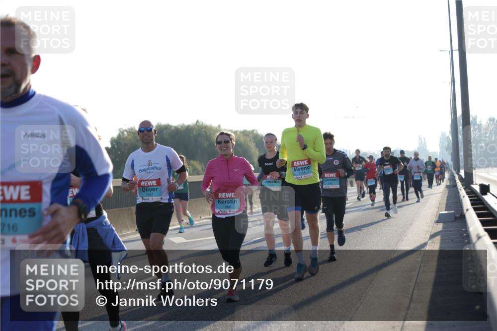 03.10.2025 - Köhlbrandbrückenlauf Jannik Wohlers http://msf.ph/oto/9071179 03.10.2025 09:17:47 Position 3 716, 1567, 1566, 1111, 1335 meine-sportfotos.de