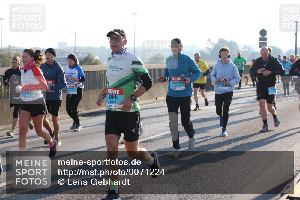 03.10.2025 - Köhlbrandbrückenlauf Lena Gebhardt http://msf.ph/oto/9071224 03.10.2025 09:24:34 Position 1 1446, 2111, 1813 meine-sportfotos.de