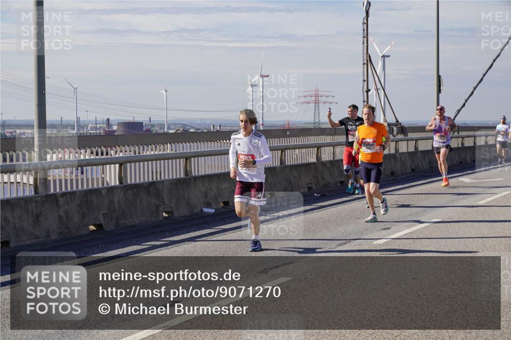 03.10.2025 - Köhlbrandbrückenlauf Michael Burmester http://msf.ph/oto/9071270 03.10.2025 12:36:13 Position 2  meine-sportfotos.de