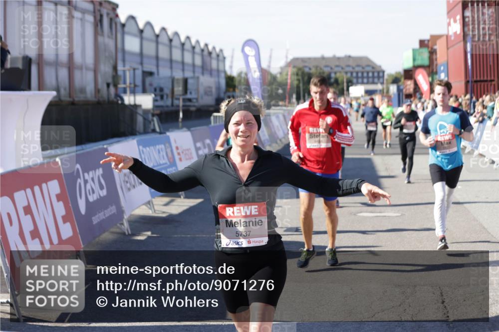 03.10.2025 - Köhlbrandbrückenlauf Jannik Wohlers http://msf.ph/oto/9071276 03.10.2025 13:15:02 Ziel 4090, 4232, 4244, 4282, 4406, 4784, 5054, 5173, 5737, 6017, 6128, 6129, 6189, 6293, 6454, 6810, 6815 meine-sportfotos.de