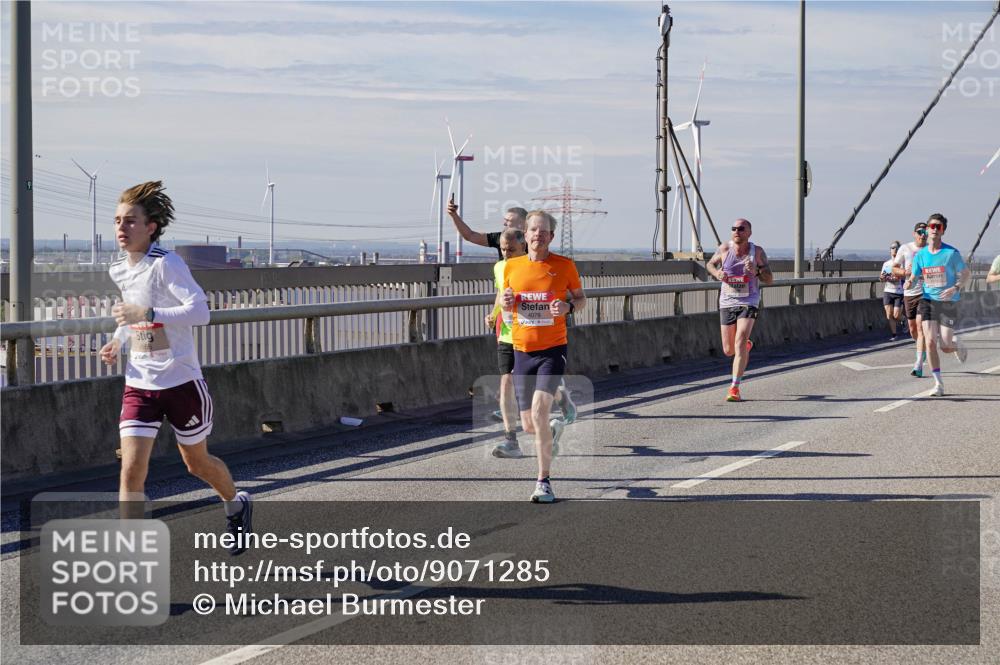 03.10.2025 - Köhlbrandbrückenlauf Michael Burmester http://msf.ph/oto/9071285 03.10.2025 12:36:14 Position 2  meine-sportfotos.de