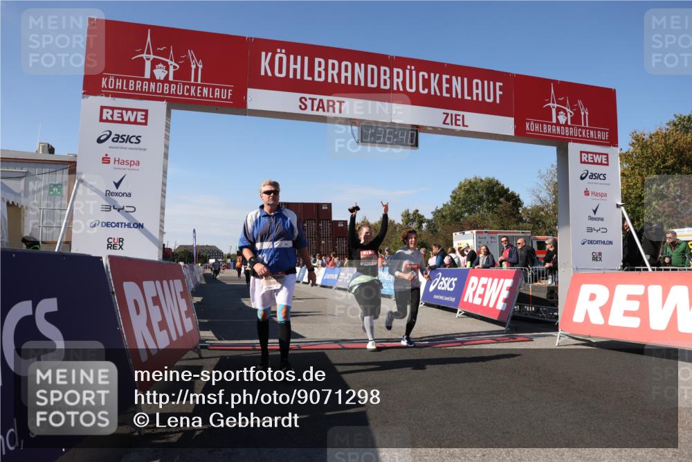 03.10.2025 - Köhlbrandbrückenlauf Lena Gebhardt http://msf.ph/oto/9071298 03.10.2025 13:36:40 Ziel 4735, 4974, 5199, 5278, 5585, 5767, 6023, 6825 meine-sportfotos.de
