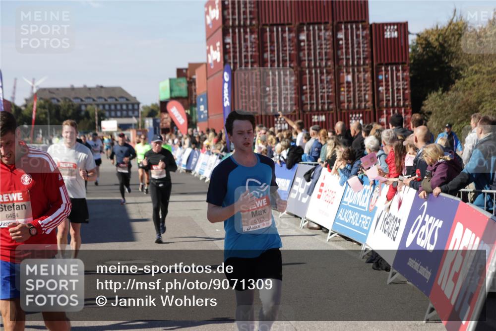 03.10.2025 - Köhlbrandbrückenlauf Jannik Wohlers http://msf.ph/oto/9071309 03.10.2025 13:15:03 Ziel 4090, 4232, 4244, 4282, 4406, 4784, 5054, 5173, 5737, 6017, 6128, 6129, 6189, 6249, 6252, 6293, 6454, 6810, 6815 meine-sportfotos.de