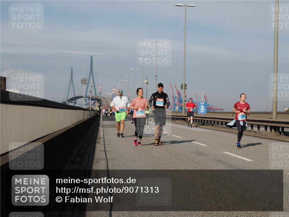 03.10.2025 - Köhlbrandbrückenlauf Fabian Wolf http://msf.ph/oto/9071313 03.10.2025 10:13:03 Position 3  meine-sportfotos.de