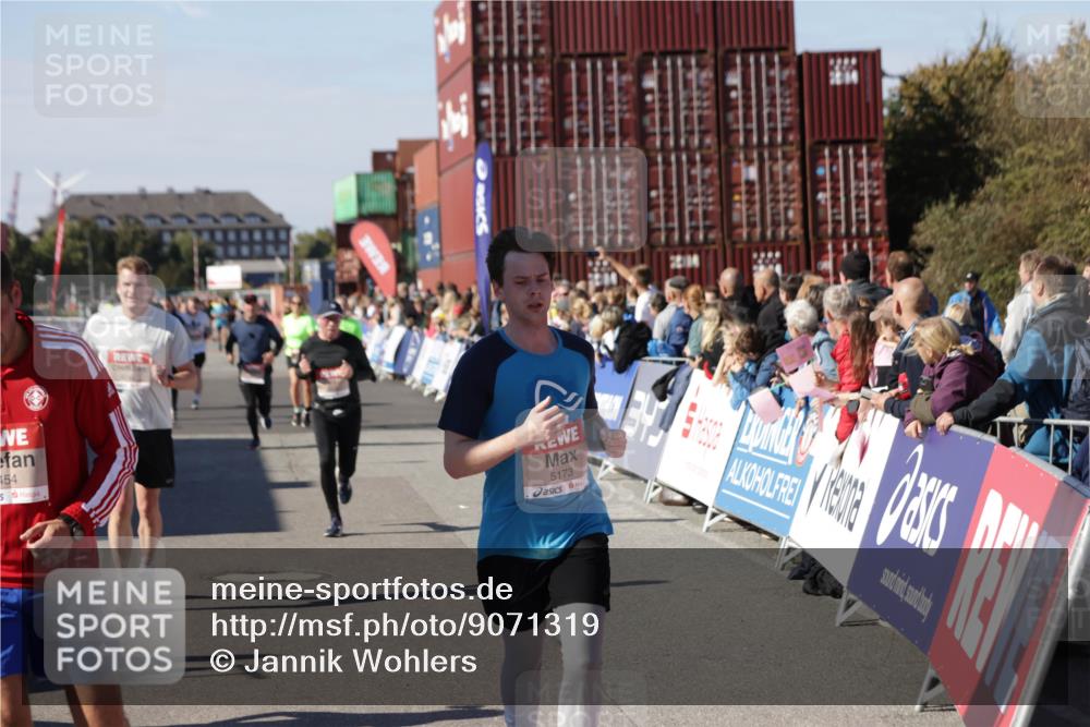 03.10.2025 - Köhlbrandbrückenlauf Jannik Wohlers http://msf.ph/oto/9071319 03.10.2025 13:15:03 Ziel 4090, 4232, 4244, 4282, 4406, 4784, 5054, 5173, 5737, 6017, 6128, 6129, 6189, 6249, 6252, 6293, 6454, 6810, 6815 meine-sportfotos.de