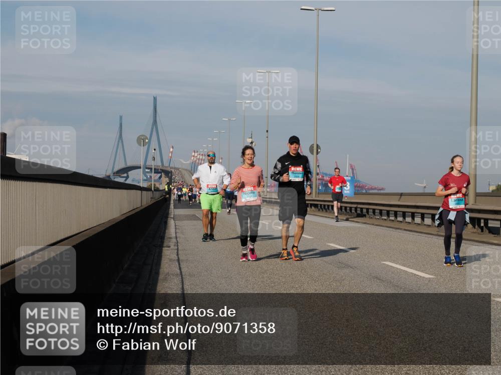 03.10.2025 - Köhlbrandbrückenlauf Fabian Wolf http://msf.ph/oto/9071358 03.10.2025 10:13:04 Position 3  meine-sportfotos.de