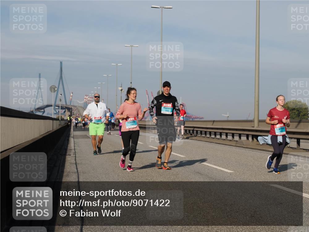 03.10.2025 - Köhlbrandbrückenlauf Fabian Wolf http://msf.ph/oto/9071422 03.10.2025 10:13:05 Position 3 2569 meine-sportfotos.de