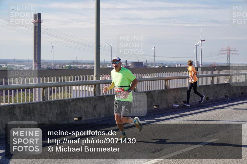 03.10.2025 - Köhlbrandbrückenlauf Michael Burmester http://msf.ph/oto/9071439 03.10.2025 12:36:28 Position 2  meine-sportfotos.de