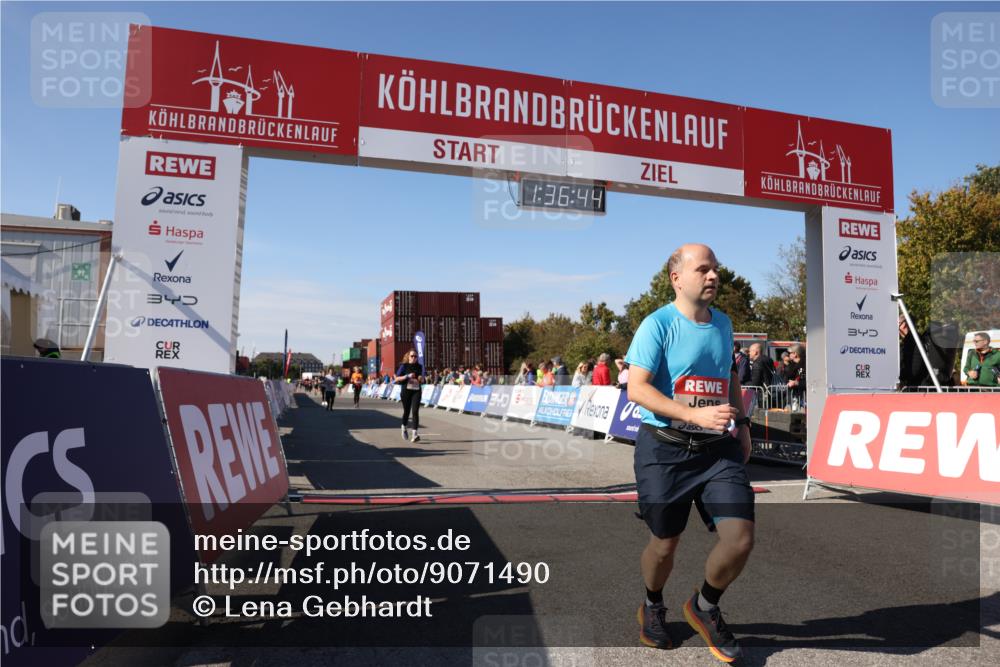 03.10.2025 - Köhlbrandbrückenlauf Lena Gebhardt http://msf.ph/oto/9071490 03.10.2025 13:36:45 Ziel 4974, 5199, 5585, 5767, 5808, 6023, 6825 meine-sportfotos.de