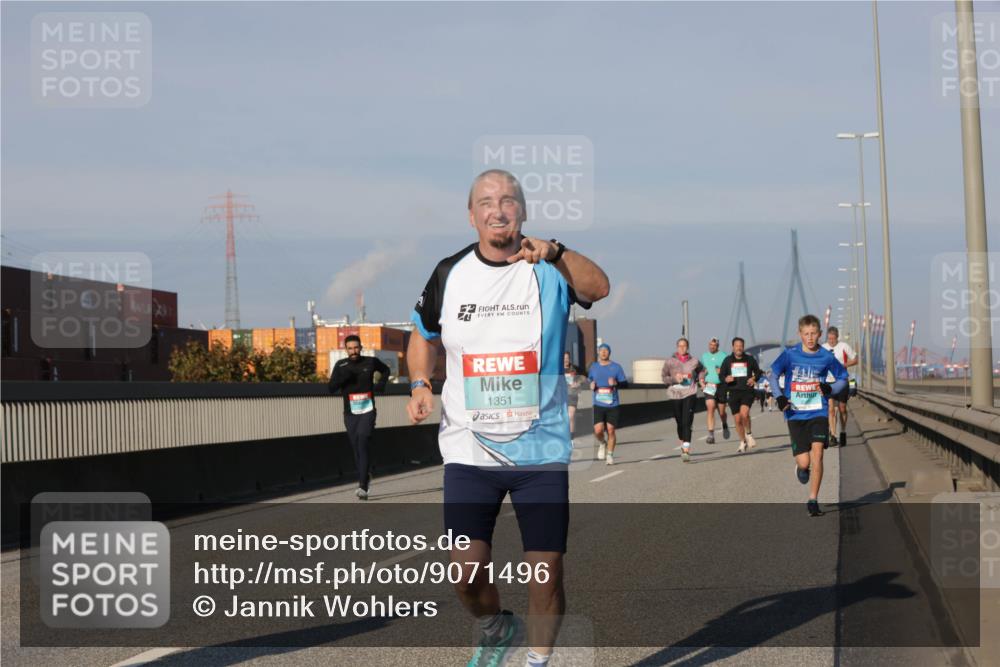 03.10.2025 - Köhlbrandbrückenlauf Jannik Wohlers http://msf.ph/oto/9071496 03.10.2025 09:49:43 Position 3 1351 meine-sportfotos.de