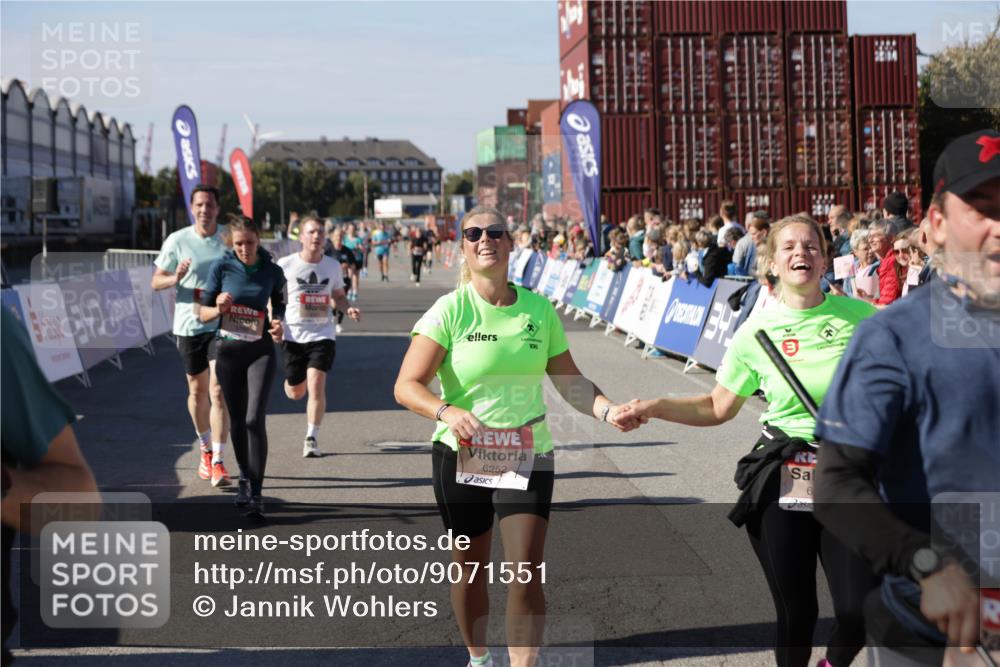 03.10.2025 - Köhlbrandbrückenlauf Jannik Wohlers http://msf.ph/oto/9071551 03.10.2025 13:15:10 Ziel 4090, 4244, 4282, 5173, 5186, 5737, 6189, 6249, 6252, 6370, 6454, 6591, 6810 meine-sportfotos.de