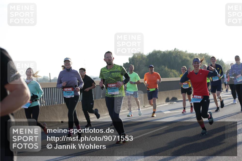 03.10.2025 - Köhlbrandbrückenlauf Jannik Wohlers http://msf.ph/oto/9071553 03.10.2025 09:17:54 Position 3 1568, 1520 meine-sportfotos.de