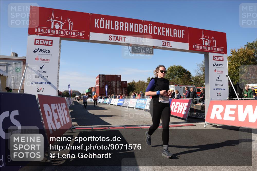 03.10.2025 - Köhlbrandbrückenlauf Lena Gebhardt http://msf.ph/oto/9071576 03.10.2025 13:36:48 Ziel 4974, 5313, 5585, 5767, 5808, 6023, 6825 meine-sportfotos.de