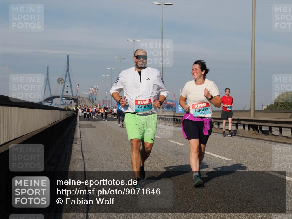 03.10.2025 - Köhlbrandbrückenlauf Fabian Wolf http://msf.ph/oto/9071646 03.10.2025 10:13:10 Position 3 3439, 3453 meine-sportfotos.de