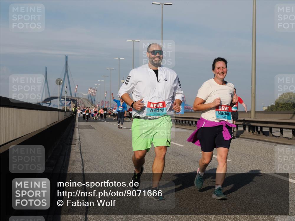03.10.2025 - Köhlbrandbrückenlauf Fabian Wolf http://msf.ph/oto/9071666 03.10.2025 10:13:10 Position 3 3439, 3453 meine-sportfotos.de