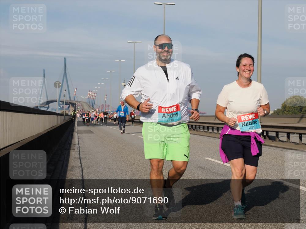 03.10.2025 - Köhlbrandbrückenlauf Fabian Wolf http://msf.ph/oto/9071690 03.10.2025 10:13:11 Position 3 3439, 3453 meine-sportfotos.de