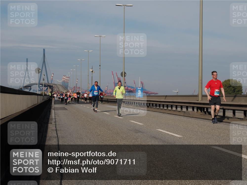 03.10.2025 - Köhlbrandbrückenlauf Fabian Wolf http://msf.ph/oto/9071711 03.10.2025 10:13:12 Position 3  meine-sportfotos.de