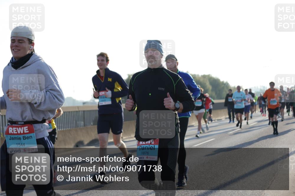 03.10.2025 - Köhlbrandbrückenlauf Jannik Wohlers http://msf.ph/oto/9071738 03.10.2025 09:17:57 Position 3 1544, 1876 meine-sportfotos.de