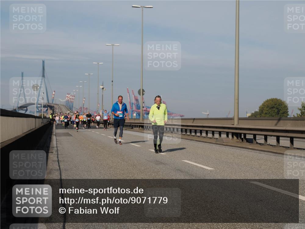 03.10.2025 - Köhlbrandbrückenlauf Fabian Wolf http://msf.ph/oto/9071779 03.10.2025 10:13:16 Position 3  meine-sportfotos.de