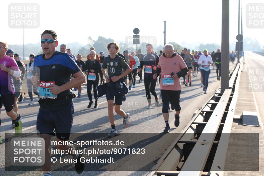 03.10.2025 - Köhlbrandbrückenlauf Lena Gebhardt http://msf.ph/oto/9071823 03.10.2025 09:24:42 Position 1 1655, 10, 3097 meine-sportfotos.de